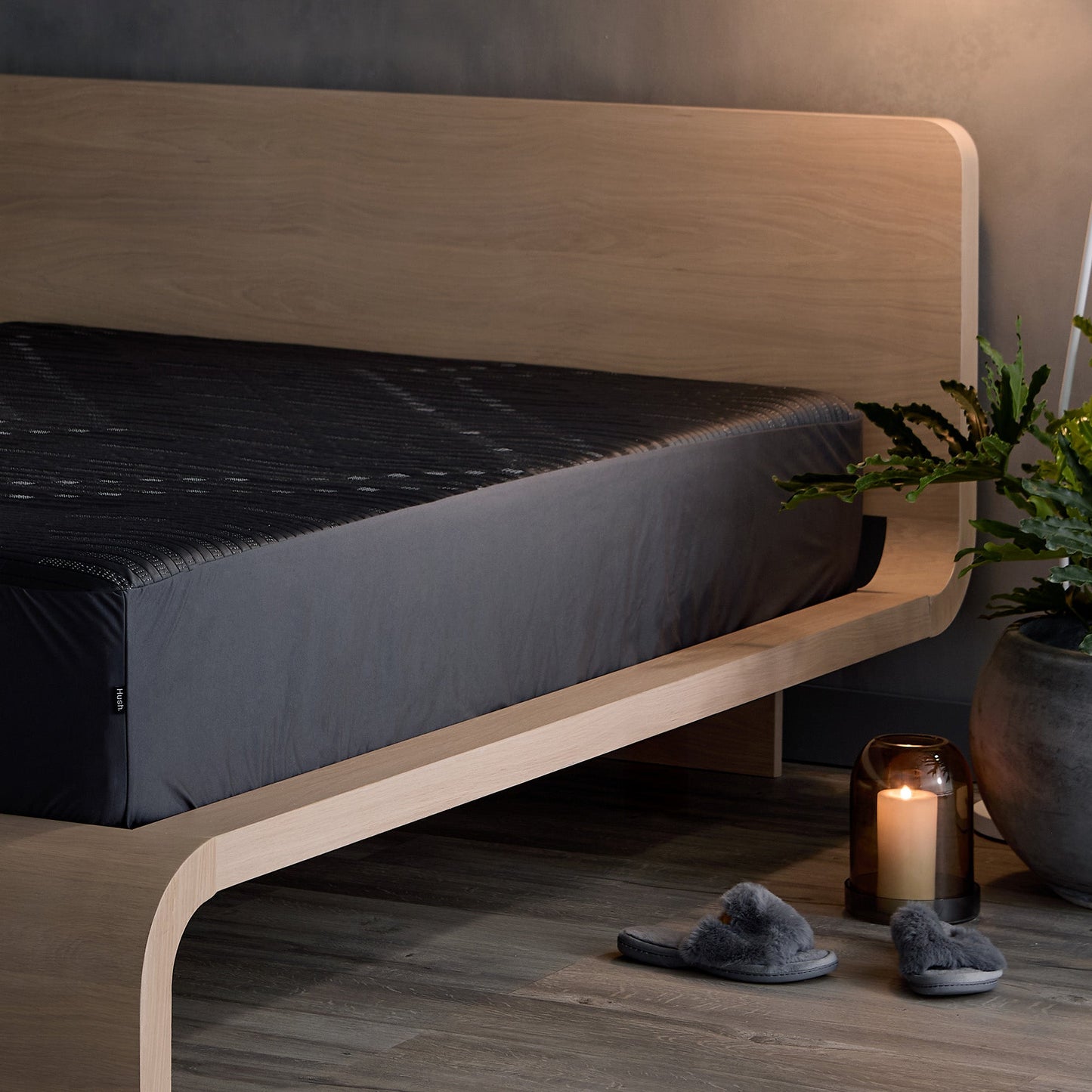 Graph-Iced Mattress Protector