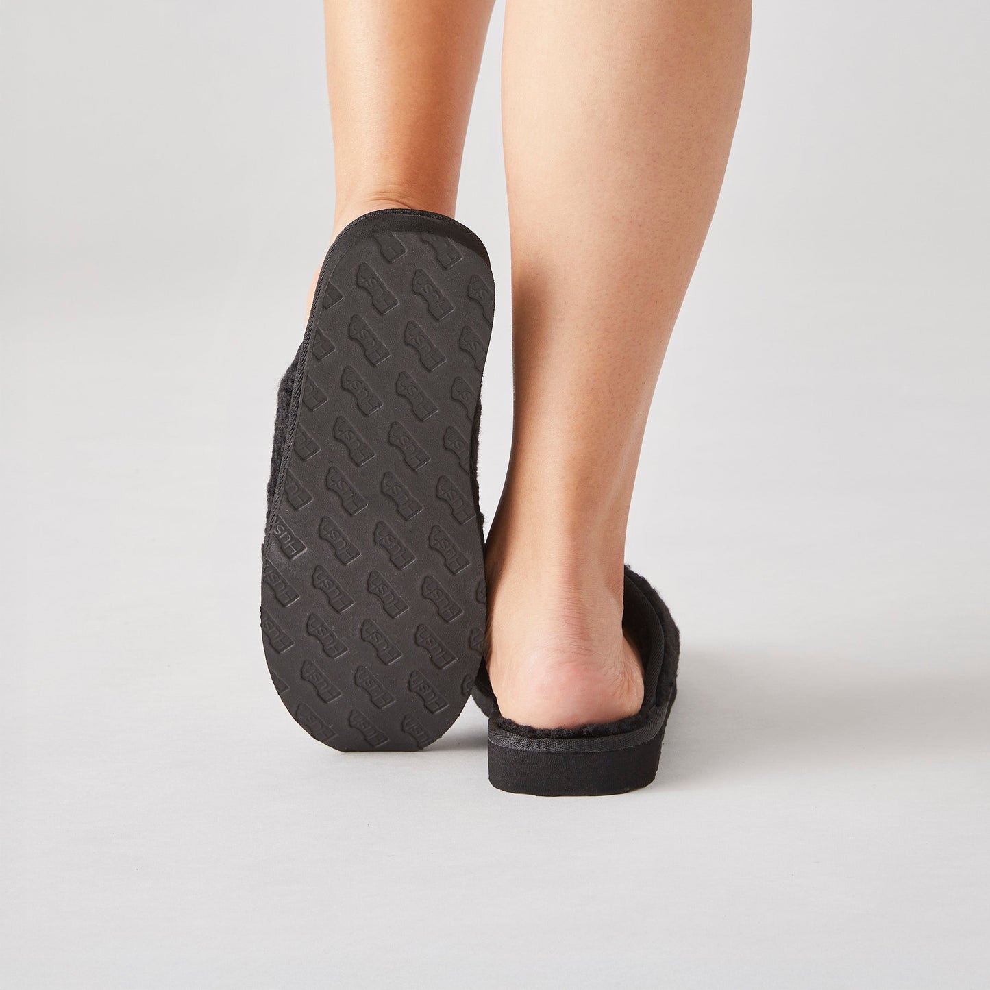 Women's Wooly Slippers